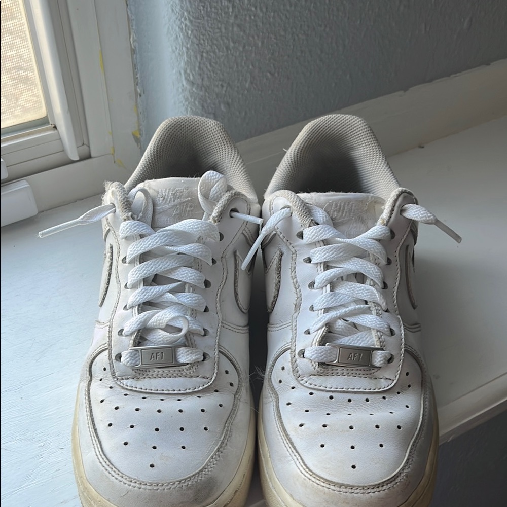 Nike White Air Force 1 Sneakers